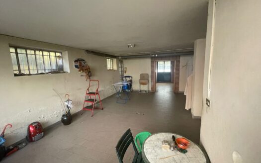 VILLA INDIPENDENTE CON GIARDINO