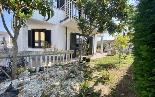 Villa unifamiliare via dei Villini 2/1, Borgaretto, Beinasco