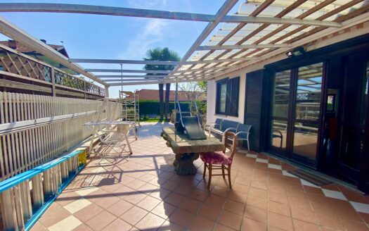 Villa unifamiliare via dei Villini 2/1, Borgaretto, Beinasco