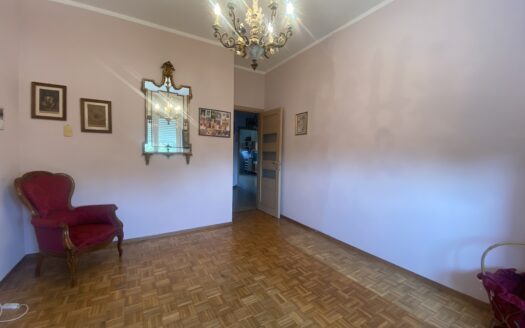 SPLENDIDO QUADRILOCALE CON BOX AUTO