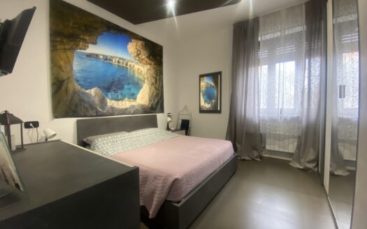 BILOCALE IN PICCOLA PALAZZINA