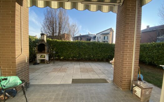 SPLENDIDA PORZIONE DI BIFAMILIARE