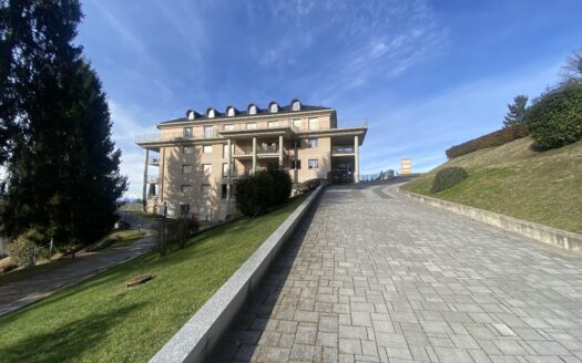 STR.MONGRENO 329 SPLENDIDO ALLOGGIO