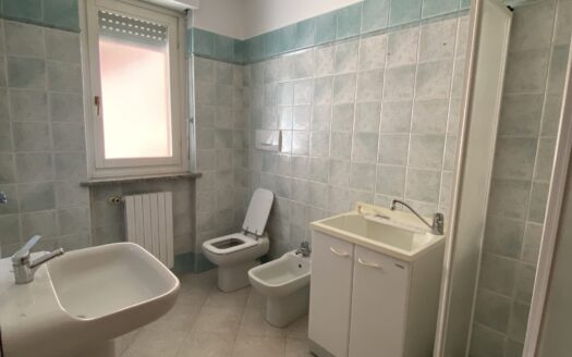 Trilocale con riscaldamento autonomo